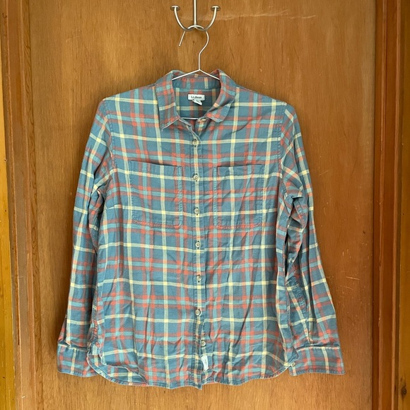 L.L. Bean Plaid Flannel Button Down - Picture 1 of 3